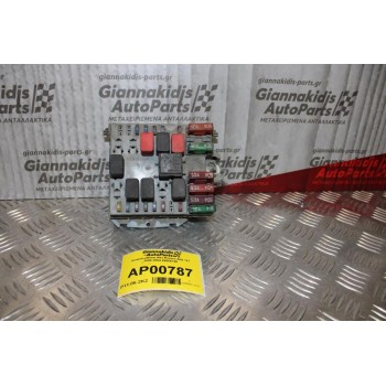 Ασφαλειοθήκη Alfa Romeo 147 2000-2004 46558759