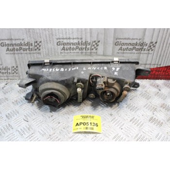 Φανάρι Mitsubishi Lancer 1997-2004 (Εμπρός Δεξί)