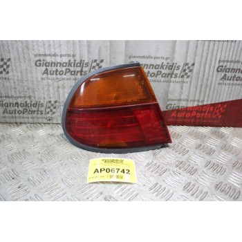 Φανάρι Nissan Almera 1996-1998 (Πίσω Αριστερό Φτερό)