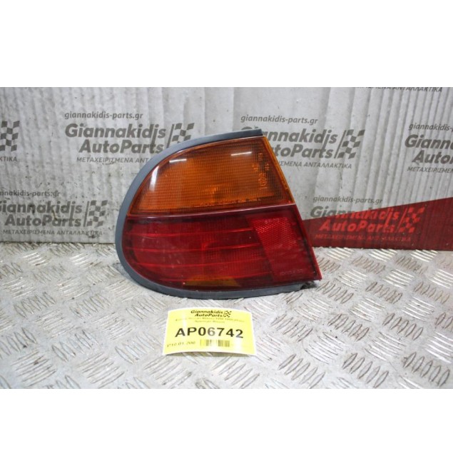 Φανάρι Nissan Almera 1996-1998 (Πίσω Αριστερό Φτερό)