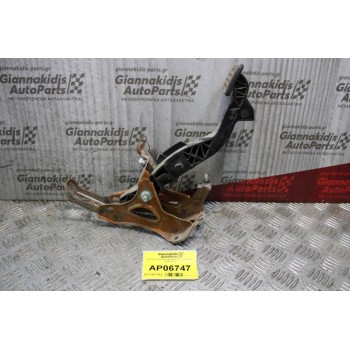 Πεντάλ Συμπλέκτη Toyota Yaris 2006-2012
