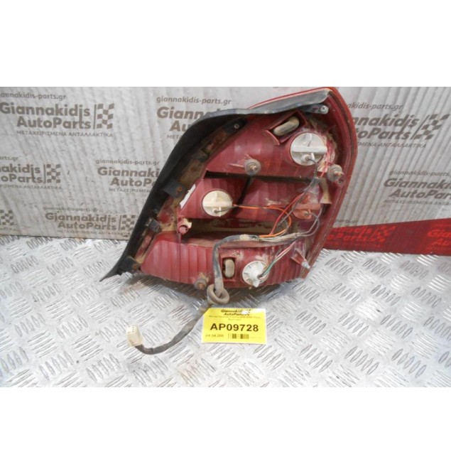 Φανάρι Hyundai Elantra 2000-2004 (Πίσω Αριστερό)