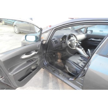 Ολόκληρο Αυτοκίνητο Toyota Auris 2.0 D4D 2AD 2006-2010 (Για ανταλλακτικα)