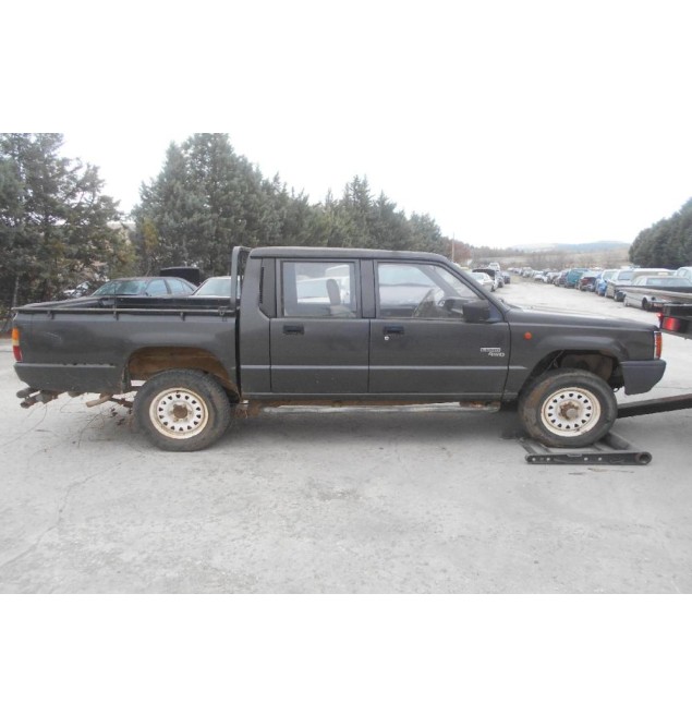 Ολόκληρο Αυτοκίνητο Mitsubishi L200 2.5 4D56 4x4 1986-1996 (Για ανταλλακτικα)