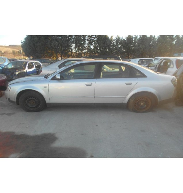 Ολόκληρο Αυτοκίνητο Audi A4 2.0 ALT 2000-2005 (Για ανταλλακτικα)
