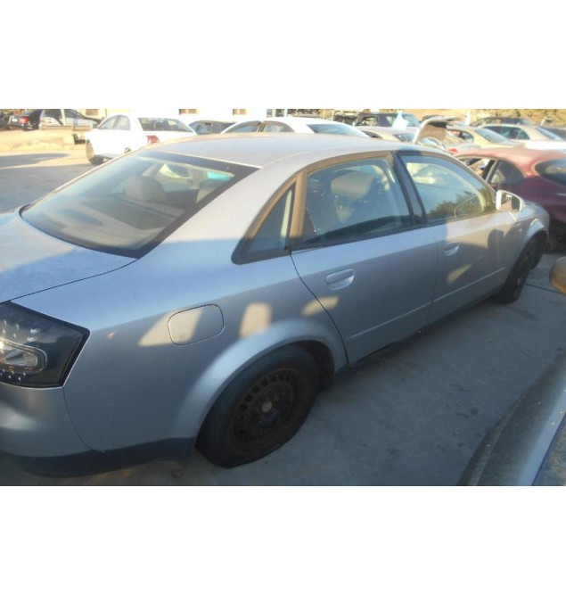 Ολόκληρο Αυτοκίνητο Audi A4 2.0 ALT 2000-2005 (Για ανταλλακτικα)