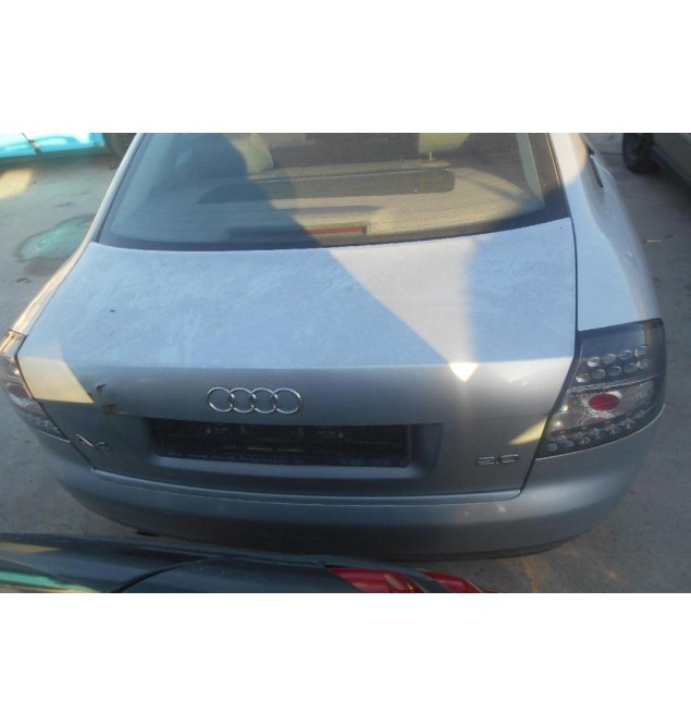 Ολόκληρο Αυτοκίνητο Audi A4 2.0 ALT 2000-2005 (Για ανταλλακτικα)