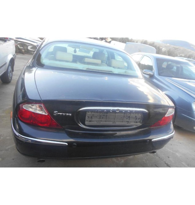 Ολόκληρο Αυτοκίνητο Jaguar 2.5 V6 JB (Για ανταλλακτικα)