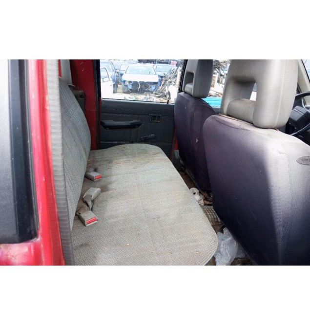 Ολόκληρο Αυτοκίνητο Mitsubishi L200 4D56 1993-1996 (Για ανταλλακτικα)