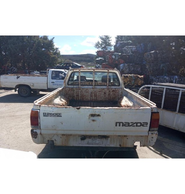 Ολόκληρο Αυτοκίνητο Mazda B 2600 4WD 1995-1998