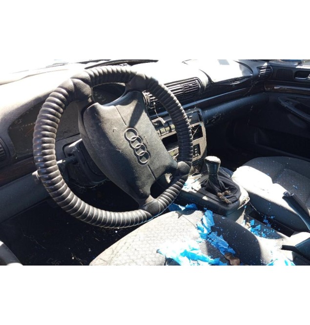Ολόκληρο Αυτοκίνητο Audi A4 B5 1994-2000