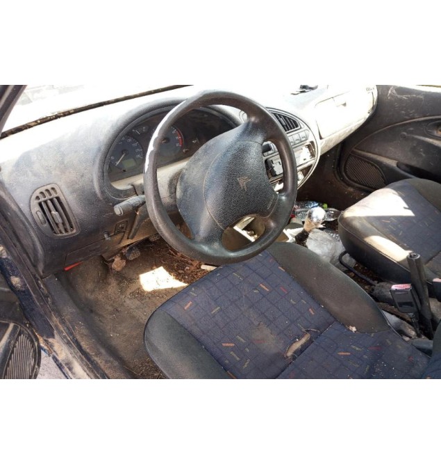 Ολόκληρο Αυτοκίνητο Citroen Saxo 1999-2005