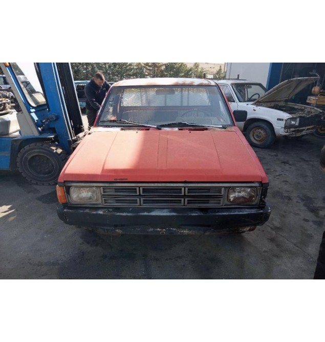 Ολόκληρο Αυτοκίνητο Nissan PickUp D21 1986-1992