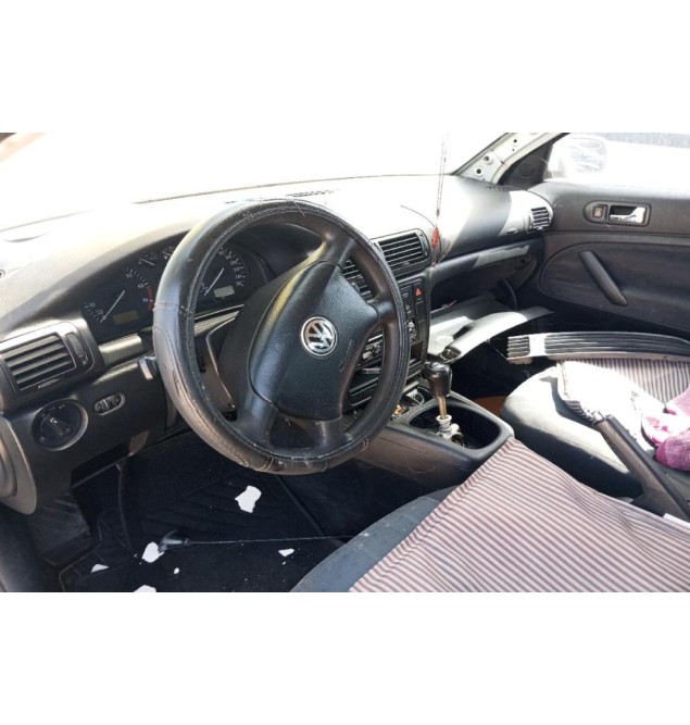Ολόκληρο Αυτοκίνητο Volkswagen Passat 1.8 1997-2000