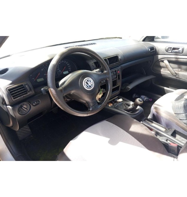 Ολόκληρο Αυτοκίνητο Volkswagen Passat 1997-2000  