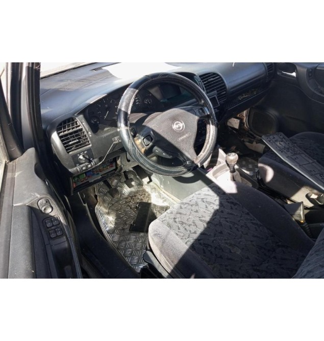 Ολόκληρο Αυτοκίνητο Opel Zafira 1999-2005  