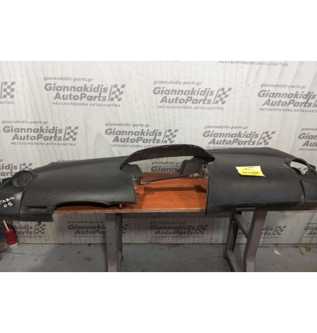 Ταμπλό Toyota Yaris 1999-2005  