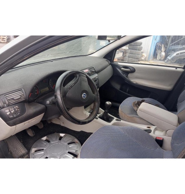 Ολόκληρο Αυτοκίνητο Fiat Stilo 2001-2006  