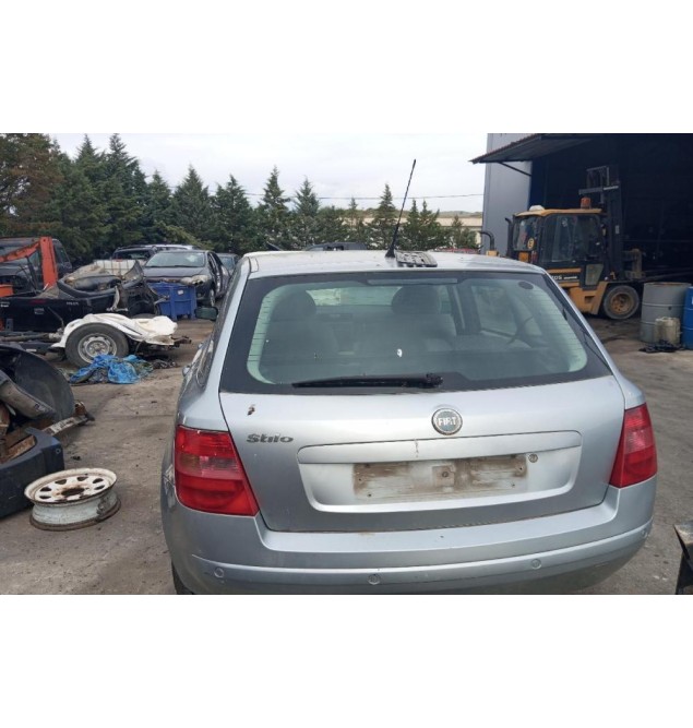 Ολόκληρο Αυτοκίνητο Fiat Stilo 2001-2006  