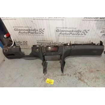 Ταμπλό Mercedes-Benz C200 2002-2011 A2116800687