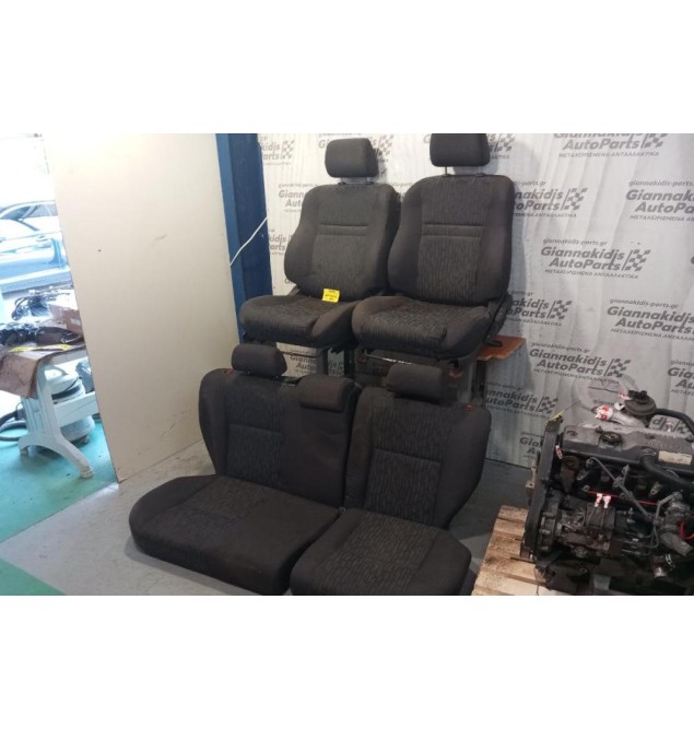 Σαλονι Toyota Corolla 2002-2006