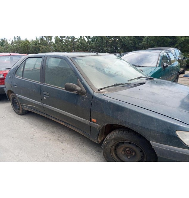 Ολόκληρο Αυτοκίνητο Peugeot 306 1993-1996  