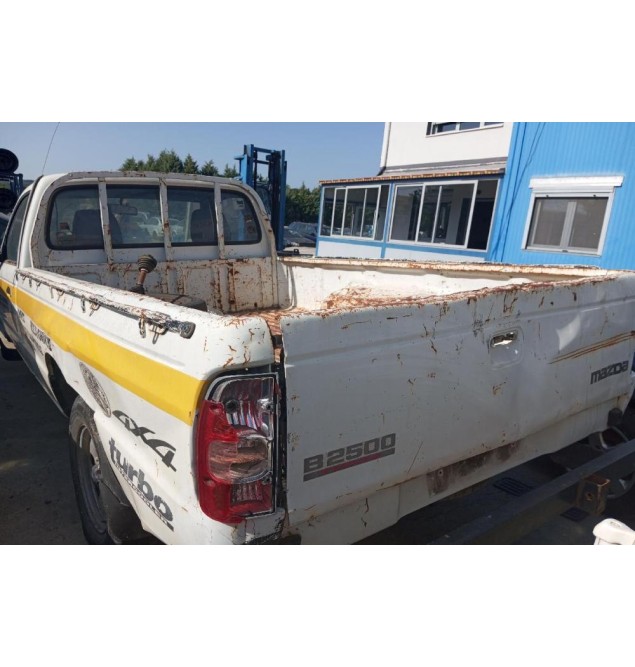 Ολόκληρο Αυτοκίνητο Mazda B 2500 1999-2005  