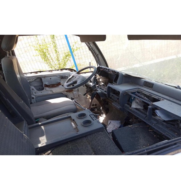 Ολόκληρο Αυτοκίνητο Nissan Europe 1985-2000