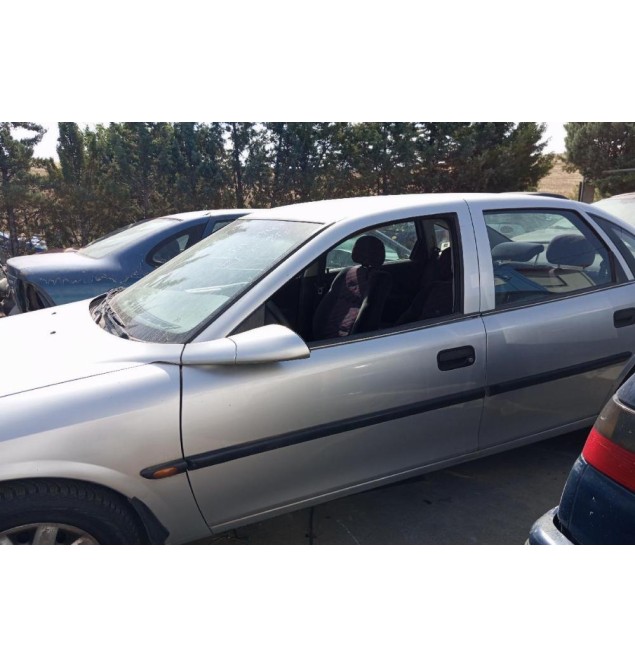 Ολόκληρο Αυτοκίνητο Opel Vectra Β 1996-1998