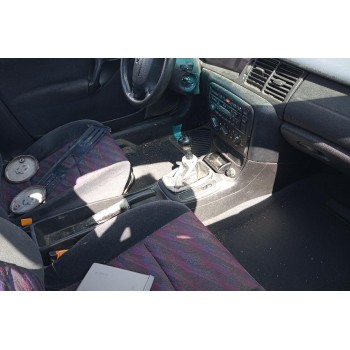 Ολόκληρο Αυτοκίνητο Opel Vectra Β 1996-1998