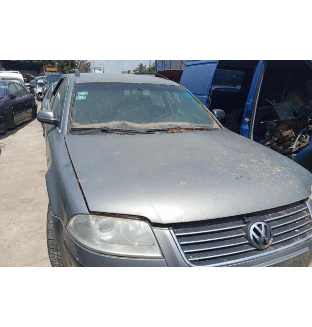 Ολόκληρο Αυτοκίνητο Volkswagen Passat Station Wagon 2000-2005