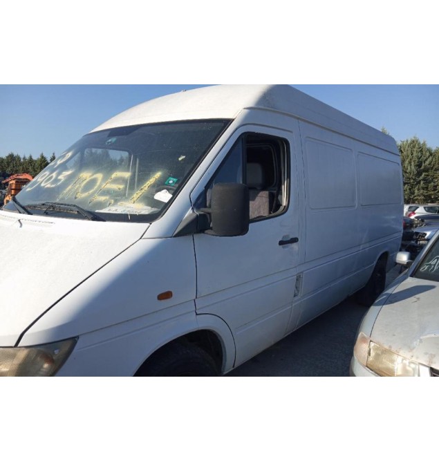 Ολόκληρο Αυτοκίνητο Mercedes-Benz Sprinter Κωδ.Κινητηρα 611981 2000-2006