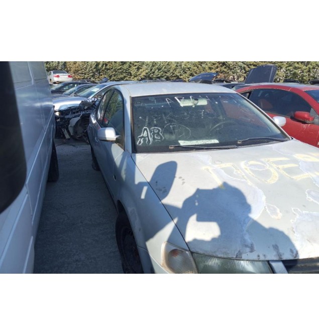 Ολόκληρο Αυτοκίνητο Volkswagen Passat Κωδ.Κινητηρα ARM 2000-2005