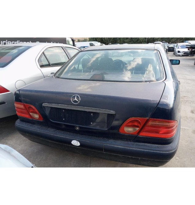 Ολόκληρο Αυτοκίνητο Mercedes-Benz W210 Κωδ.Κινητηρα 604912 2200cc 95hp 1995-1999