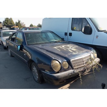 Ολόκληρο Αυτοκίνητο Mercedes-Benz W210 Κωδ.Κινητηρα 605962 2500cc 150hp 1997-1999