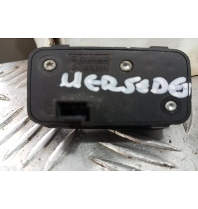 Διακόπτης Κεντρικου Κλειδωματος και Πορτ Μπαγκαζ Mercedes-Benz W251 2006-2010 2118219451 (3 Pins)