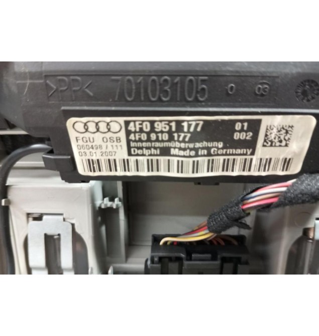 Πλαφονιέρα Audi Q7 2006-2009 4L0947135F 4F0951177