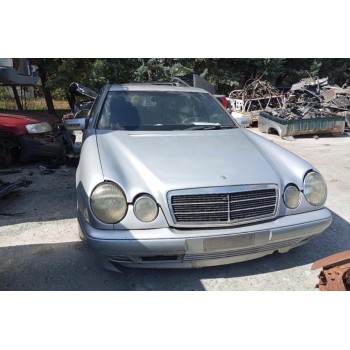 Ολόκληρο Αυτοκίνητο Mercedes-Benz W210 Κωδ.Κινητηρα 111942 2000cc 136hp 1995-2000