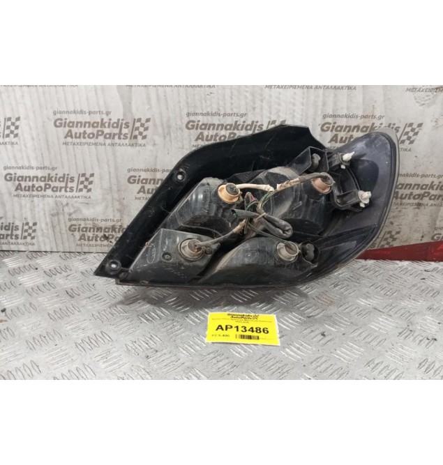 Φανάρι Πίσω Αριστερα Mitsubishi Outlander 2003-2006