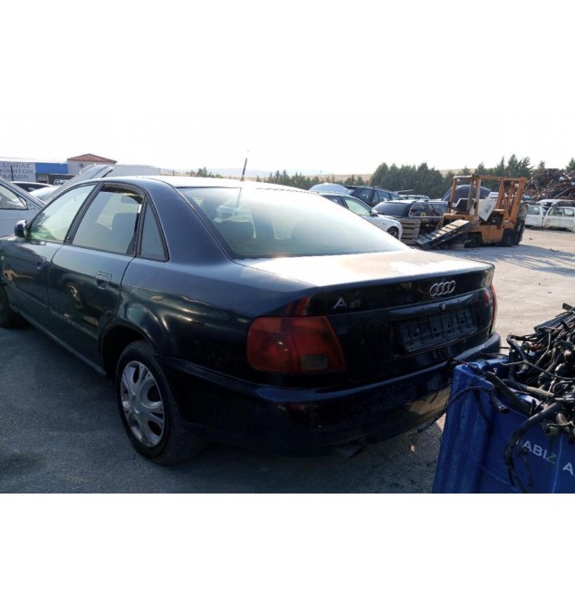 Ολόκληρο Αυτοκίνητο Audi A4 Κωδ.Κινητηρα ADR 1800cc 125hp 1995-2000