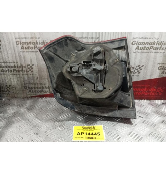 Φανάρι Πίσω Δεξια Toyota Corolla E12 2002-2006 Αγγλικο