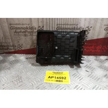 Ασφάλειες - Ασφαλειοθήκη Audi A3 2003-2008 1K0937125