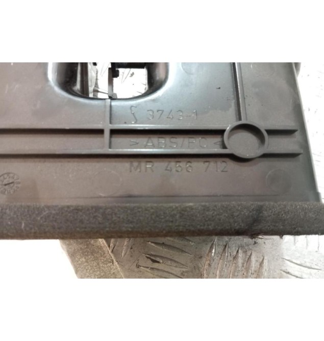 Κεντρικοι Αεραγωγοι Mitsubishi Space Star 1998-2005 MR456712