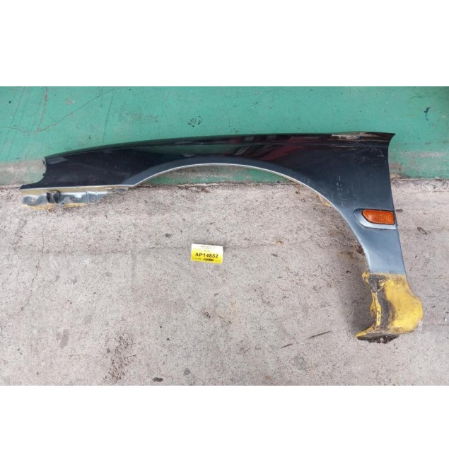 Φτερό Εμπρος Αριστερα Toyota Avensis T22 1997-2003 *