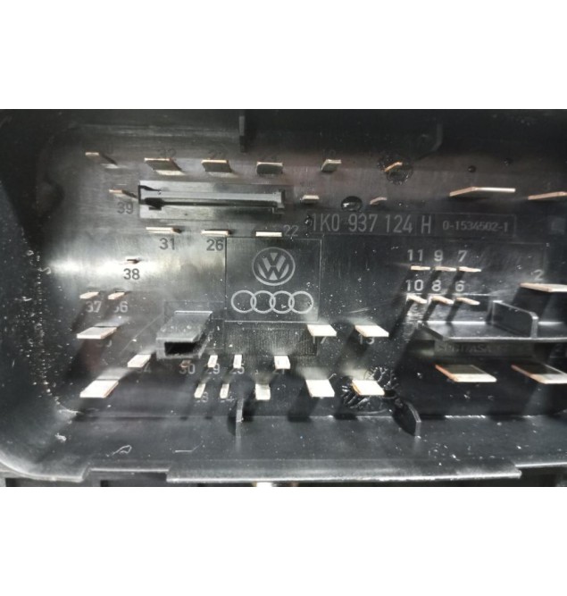 Ασφάλειες - Ασφαλειοθήκη Volkswagen Golf V 2003-2006 1K0937124