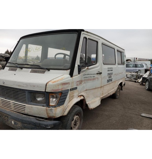 Ολόκληρο Αυτοκίνητο Mercedes-Benz T1 208 D Κωδ.Κινητηρα OM601940 2300cc 79hp 1988-1996
