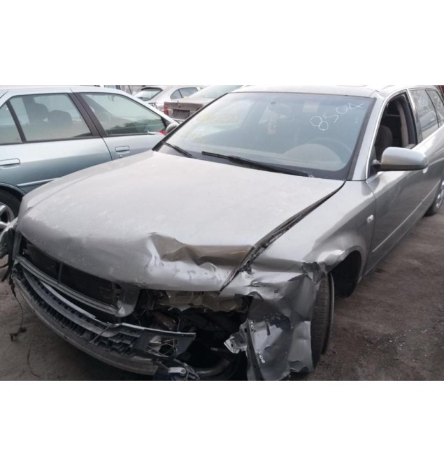Ολόκληρο Αυτοκίνητο Audi A4 1995-2000 ΓΙΑ ΑΝΤΑΛΛΑΚΤΙΚΑ