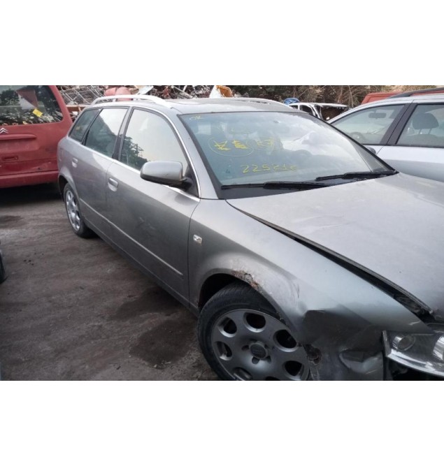 Ολόκληρο Αυτοκίνητο Audi A4 1995-2000 ΓΙΑ ΑΝΤΑΛΛΑΚΤΙΚΑ