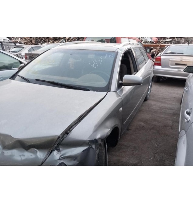 Ολόκληρο Αυτοκίνητο Audi A4 1995-2000 ΓΙΑ ΑΝΤΑΛΛΑΚΤΙΚΑ