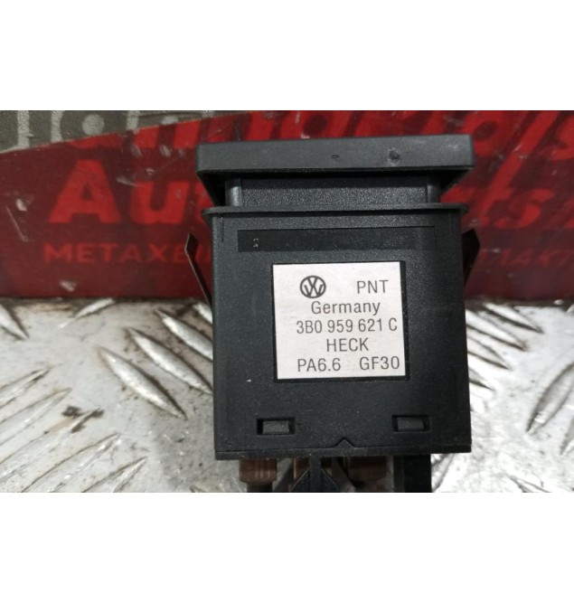 Διακόπτης Θερμαινομενου Volkswagen Passat 2000-2005 6 Pins 3B0959621C